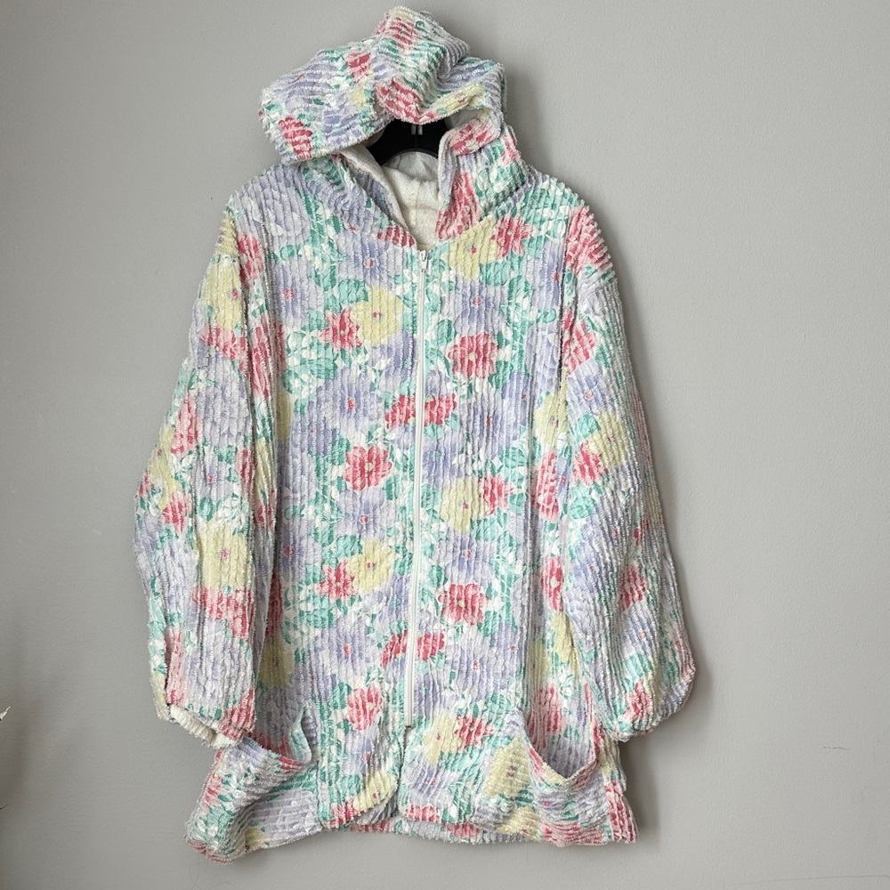Pastel floral print chenille hooded jacket with a full zip and pockets